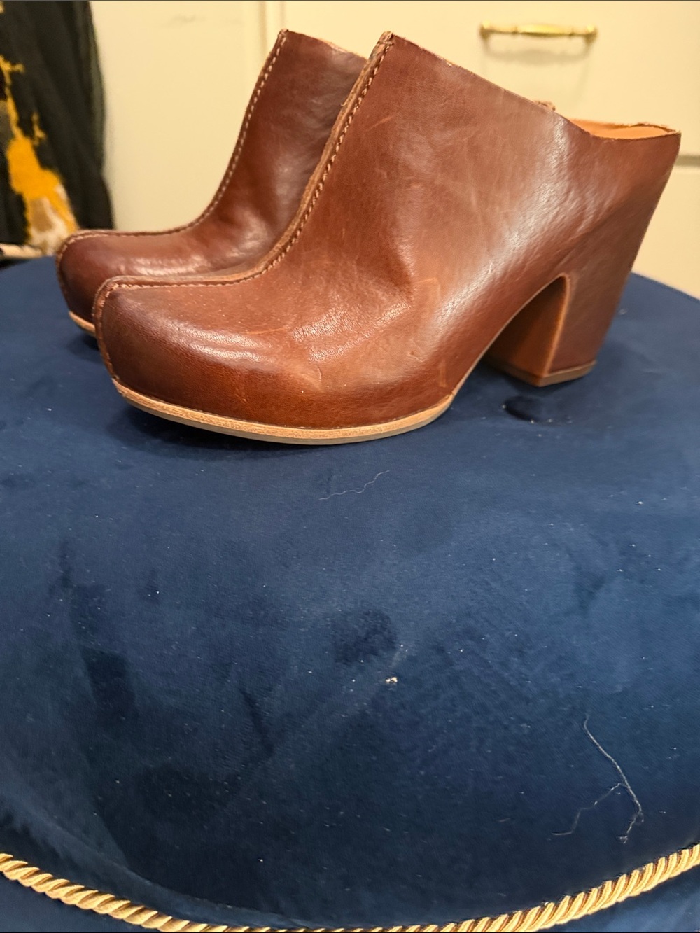 Kirk Ease Women's Brown Leather Clog Heels - Classic Comfort